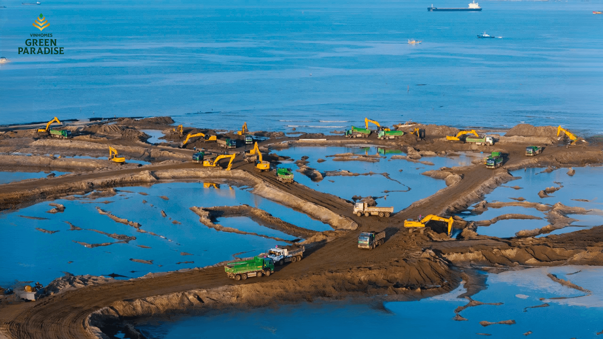 Ảnh tiến độ thực tế dự án Vinhomes Green Paradise tháng 10